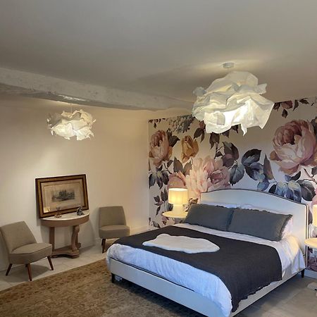 Bed and Breakfast Figtrees Margueron Esterno foto
