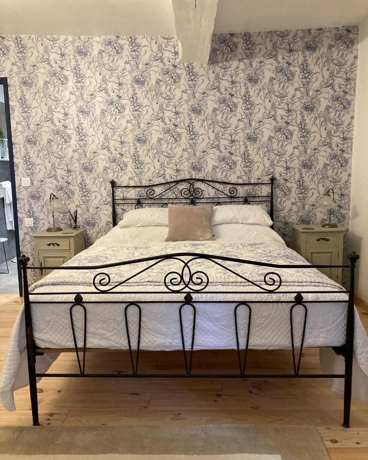 Bed and Breakfast Figtrees Margueron Esterno foto